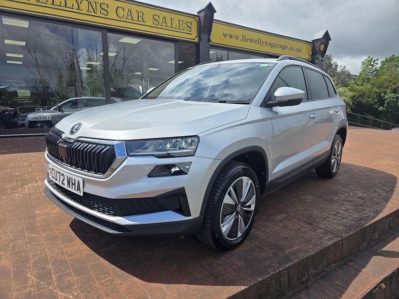 Skoda Karoq TDI SE Drive - U3679
