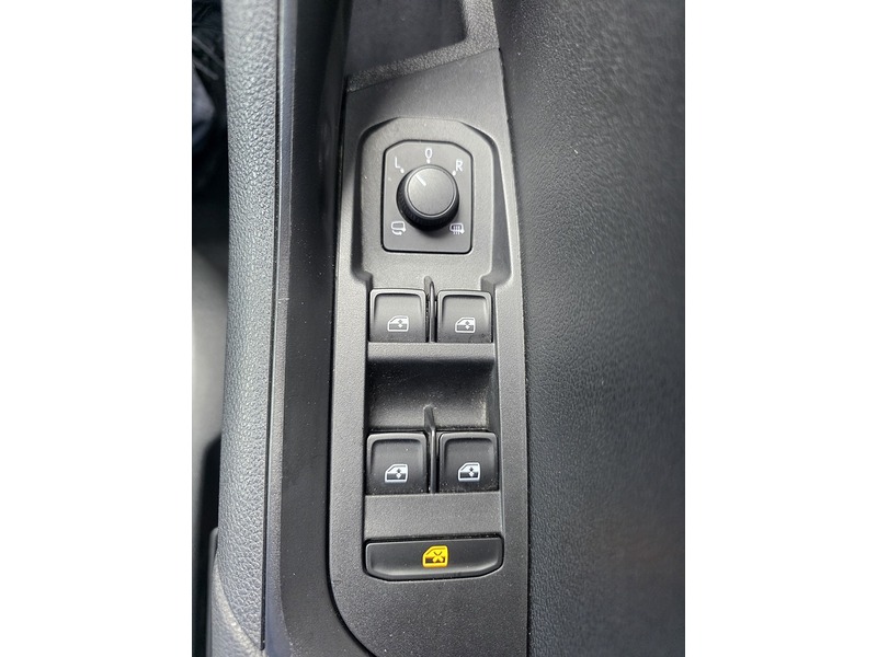 Skoda Karoq TDI SE Drive - U3679