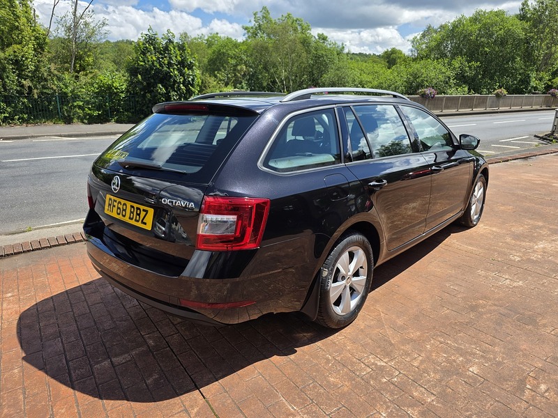 Skoda Octavia TSI S - U3682