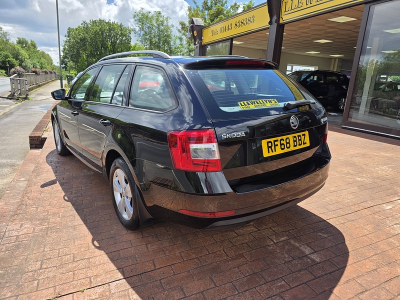 Skoda Octavia TSI S - U3682
