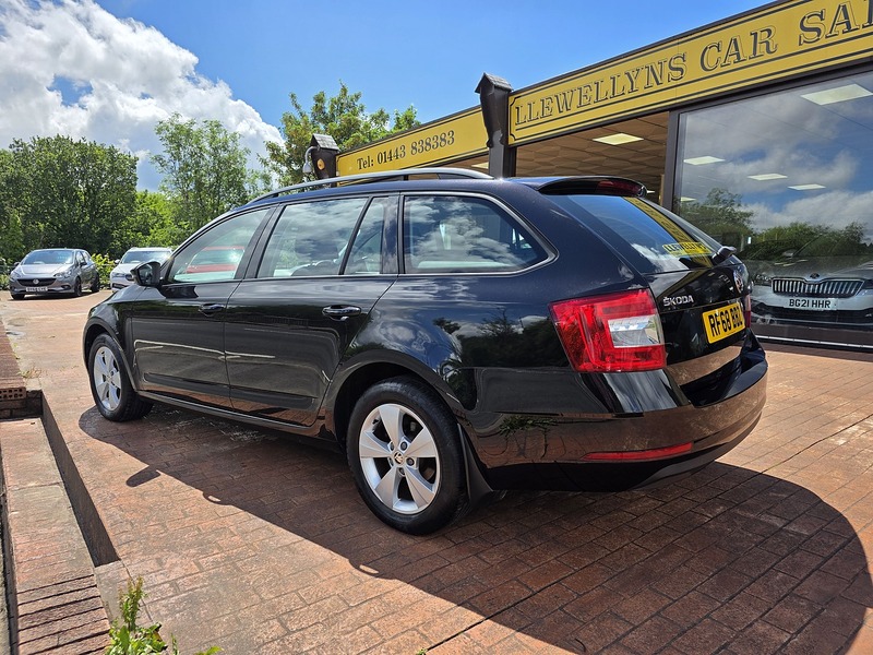 Skoda Octavia TSI S - U3682