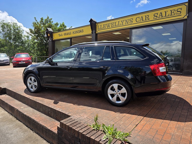 Skoda Octavia TSI S - U3682