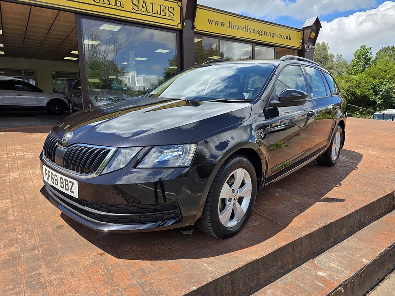 Skoda Octavia TSI S - U3682