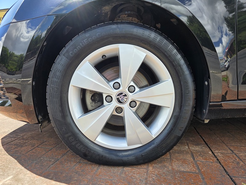 Skoda Octavia TSI S - U3682