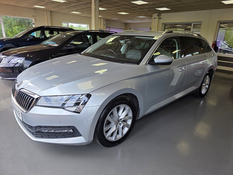 Skoda Superb TDI SE Technology - U3683
