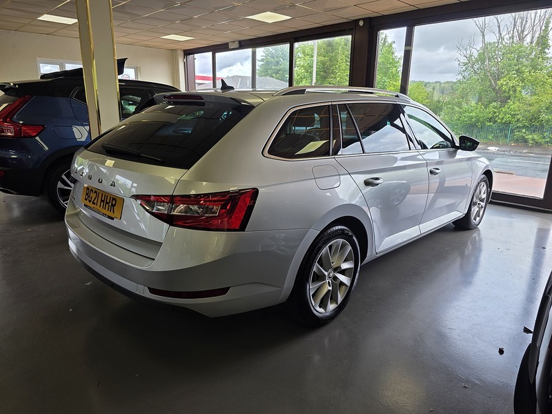 Skoda Superb TDI SE Technology - U3683