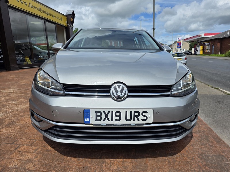 Volkswagen Golf TDI SE - U3687