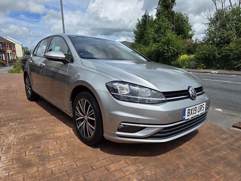 Volkswagen Golf TDI SE - U3687