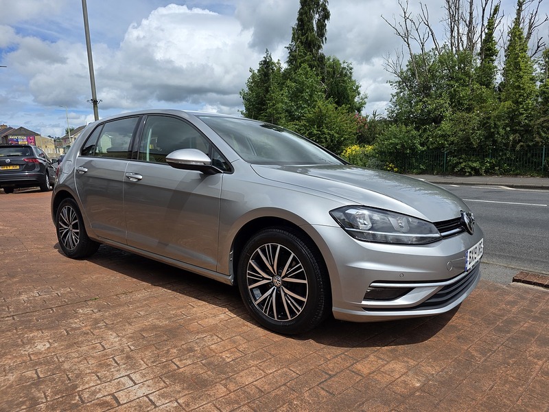 Volkswagen Golf TDI SE - U3687