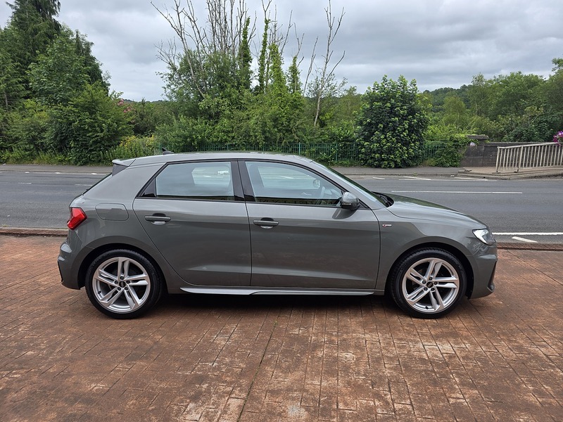 Audi A1 TFSI S line - U3690