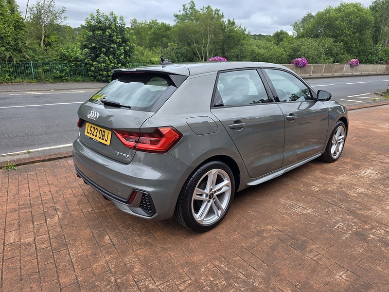 Audi A1 TFSI S line - U3690
