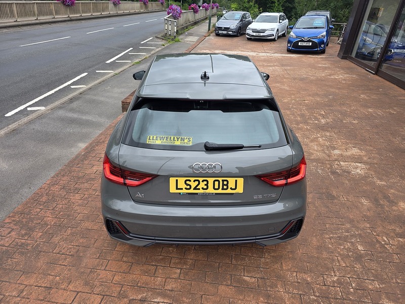 Audi A1 TFSI S line - U3690