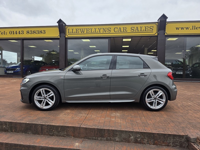 Audi A1 TFSI S line - U3690