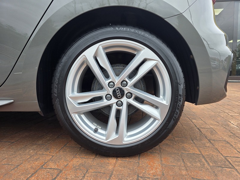 Audi A1 TFSI S line - U3690