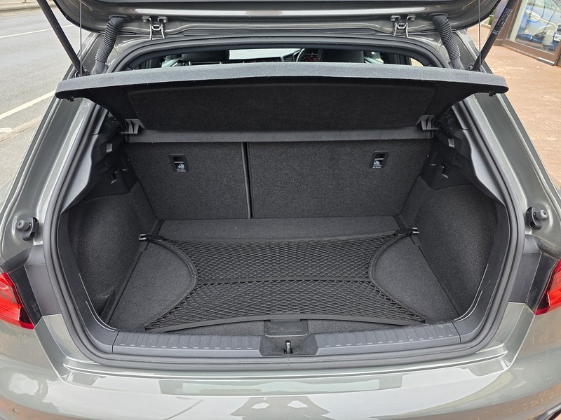 Audi A1 TFSI S line - U3690