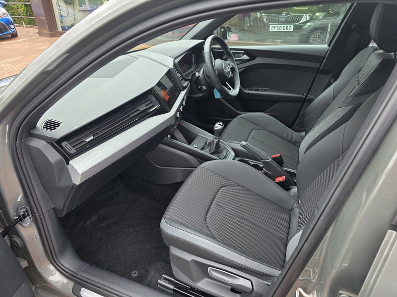 Audi A1 TFSI S line - U3690