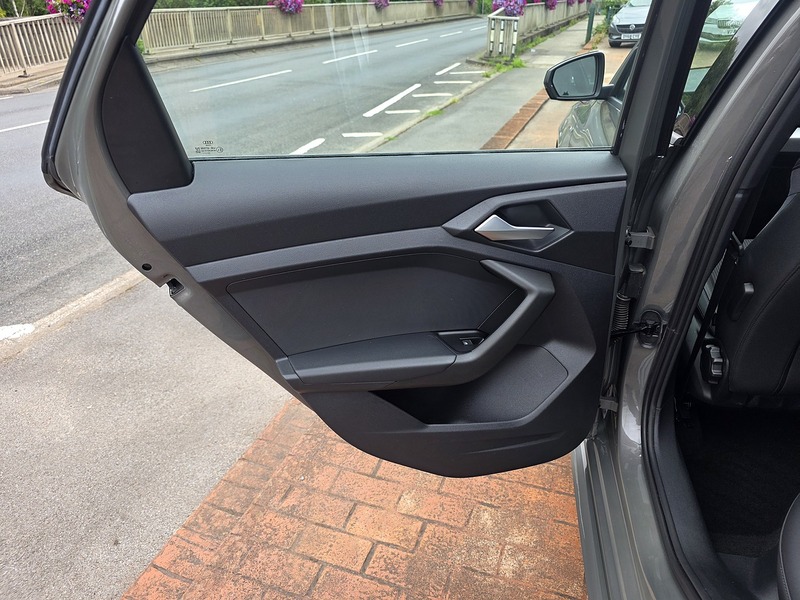 Audi A1 TFSI S line - U3690