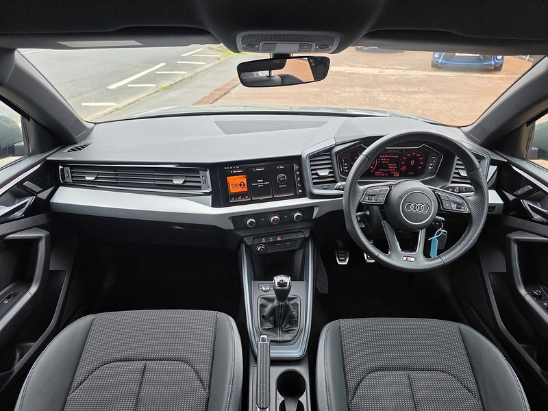 Audi A1 TFSI S line - U3690