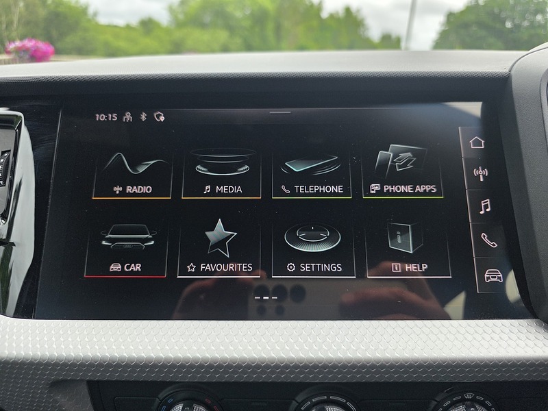 Audi A1 TFSI S line - U3690