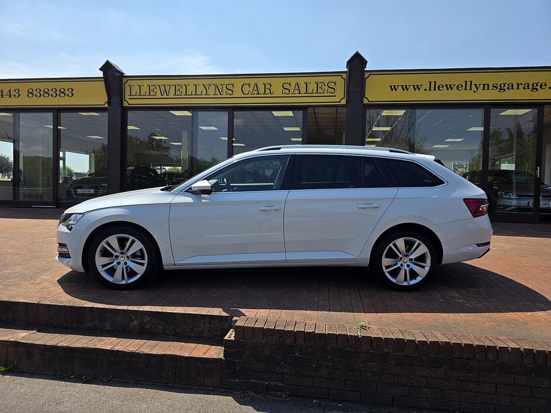 Skoda Superb TDI SE L - U3692