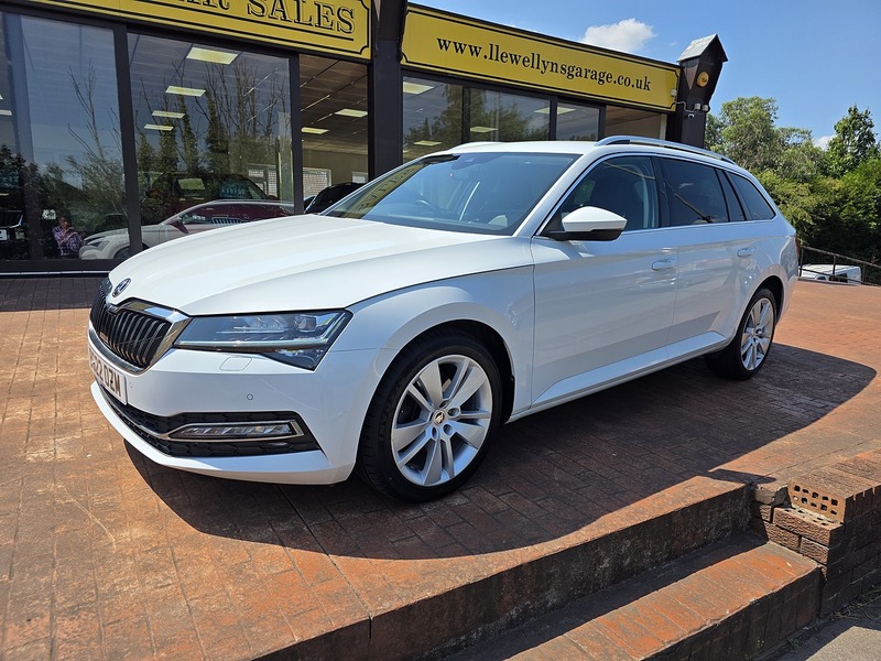 Skoda Superb TDI SE L - U3692