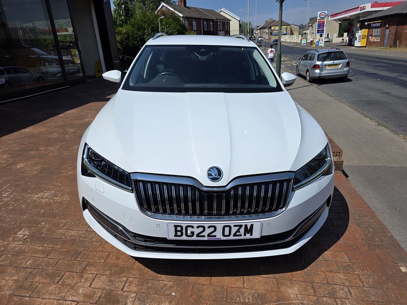 Skoda Superb TDI SE L - U3692