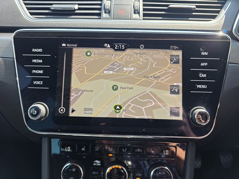 Skoda Superb TDI SE L - U3692