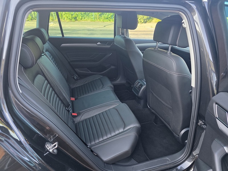 Volkswagen Passat TDI EVO SEL - U3693