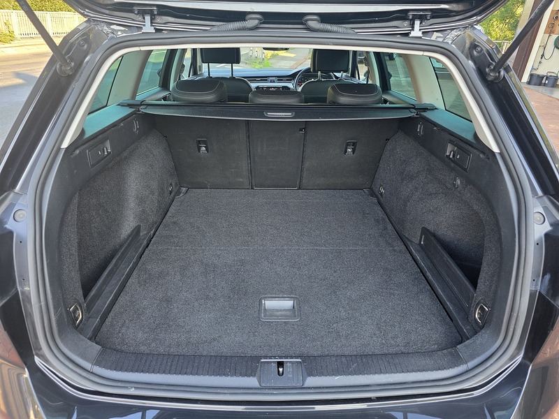 Volkswagen Passat TDI EVO SEL - U3693