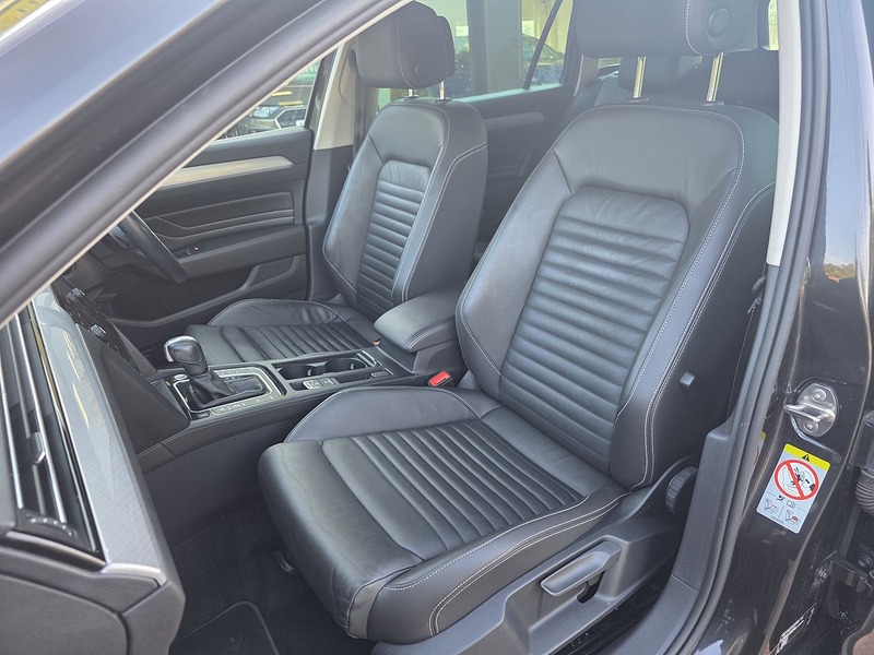 Volkswagen Passat TDI EVO SEL - U3693