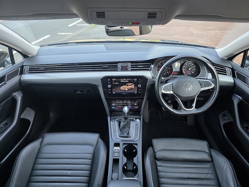 Volkswagen Passat TDI EVO SEL - U3693