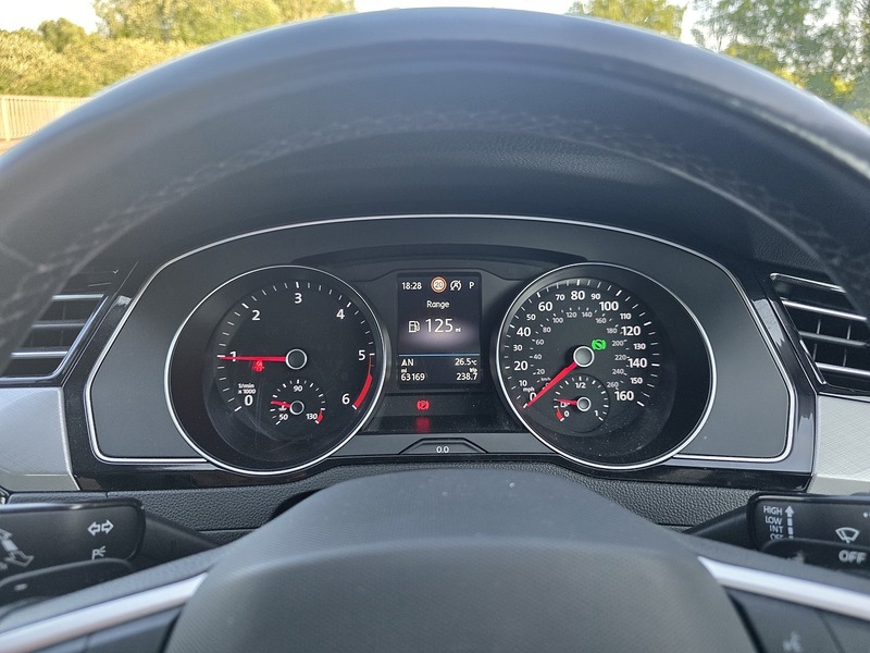 Volkswagen Passat TDI EVO SEL - U3693