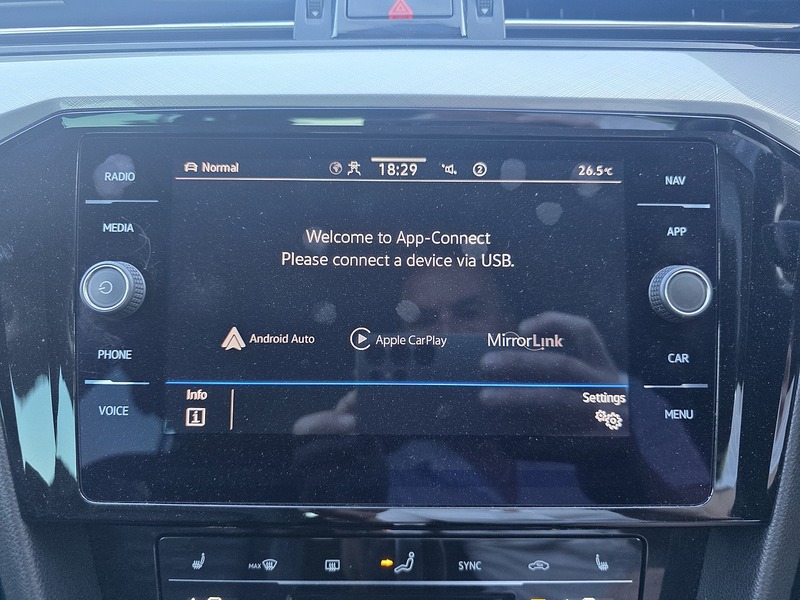 Volkswagen Passat TDI EVO SEL - U3693