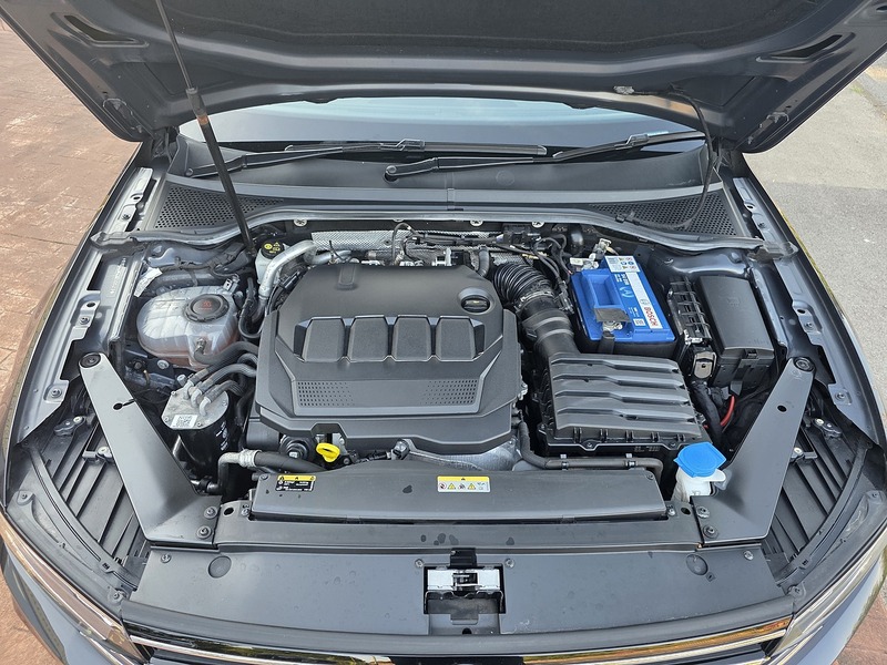 Volkswagen Passat TDI EVO SEL - U3693