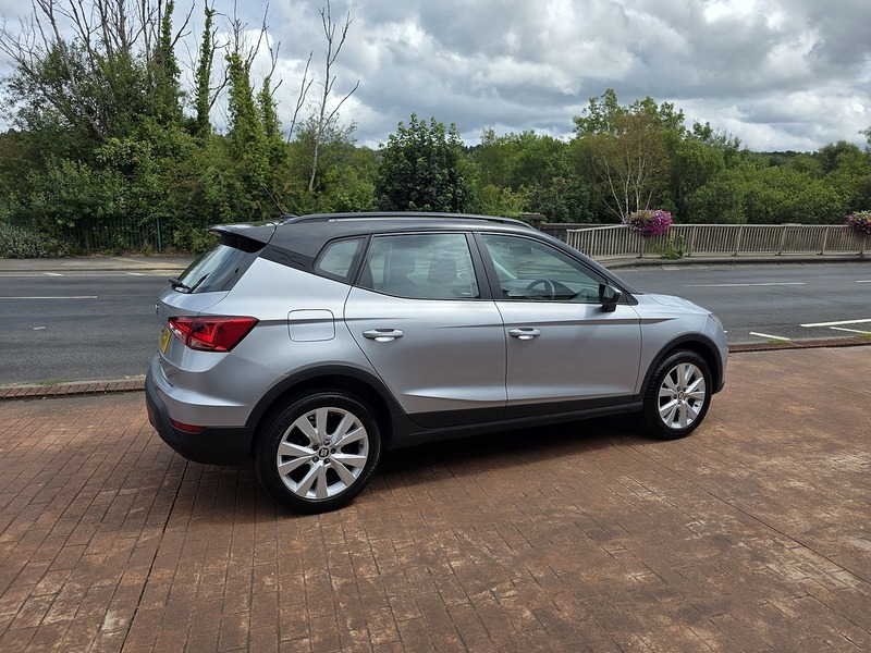 SEAT Arona TDI SE Technology Lux - U3695