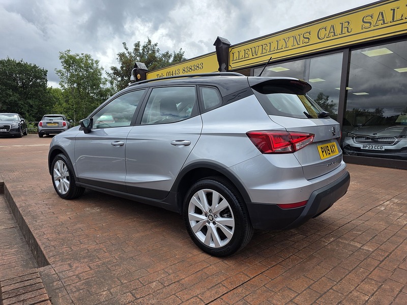 SEAT Arona TDI SE Technology Lux - U3695