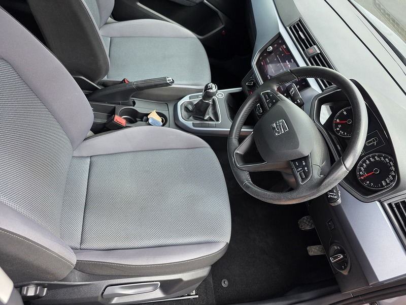 SEAT Arona TDI SE Technology Lux - U3695