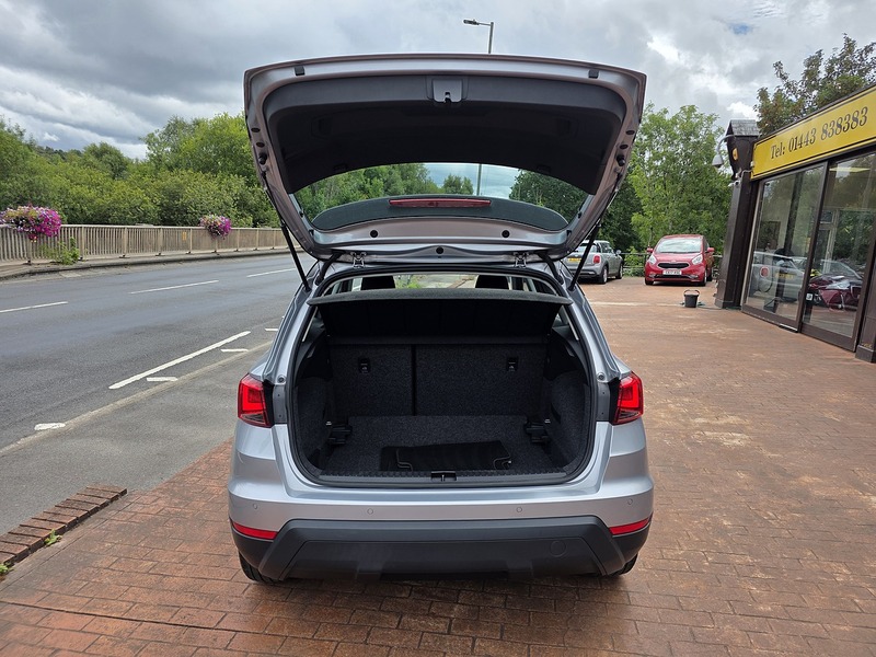 SEAT Arona TDI SE Technology Lux - U3695