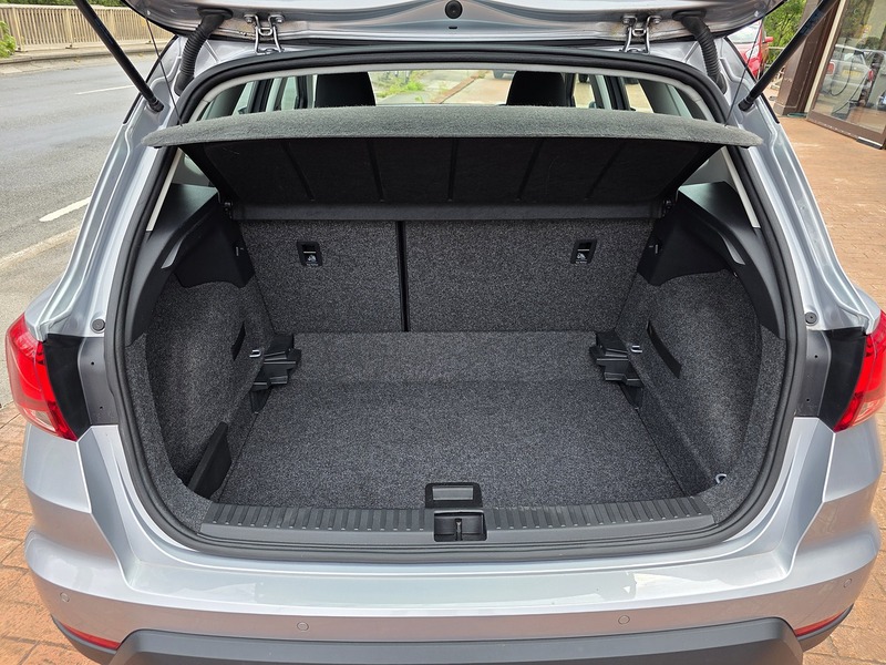 SEAT Arona TDI SE Technology Lux - U3695