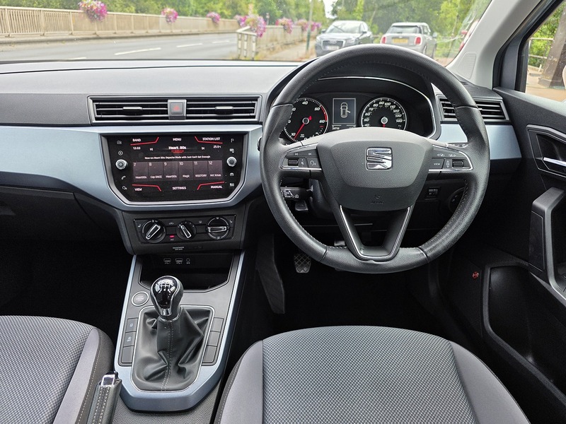 SEAT Arona TDI SE Technology Lux - U3695