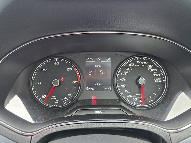 SEAT Arona TDI SE Technology Lux - U3695
