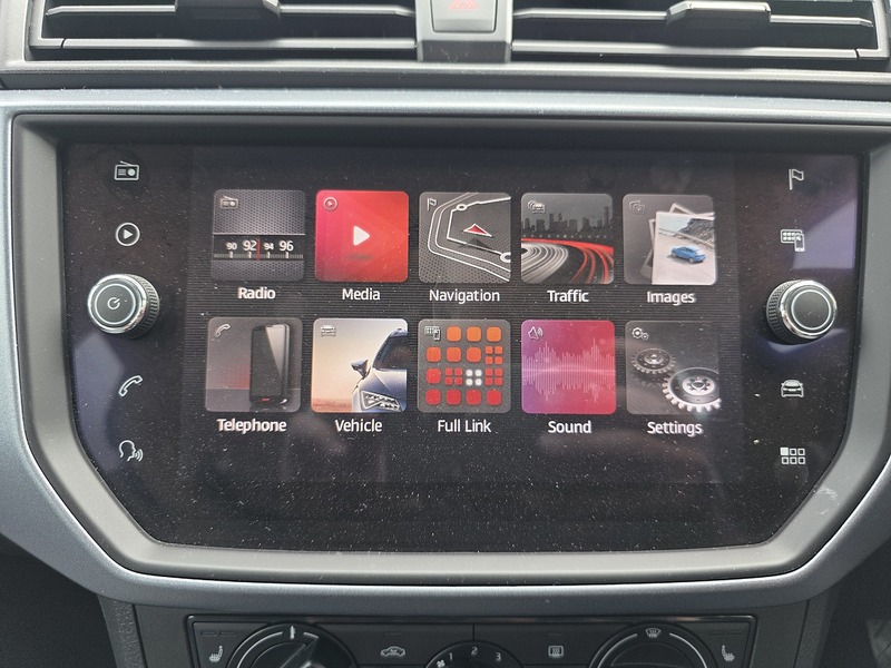 SEAT Arona TDI SE Technology Lux - U3695