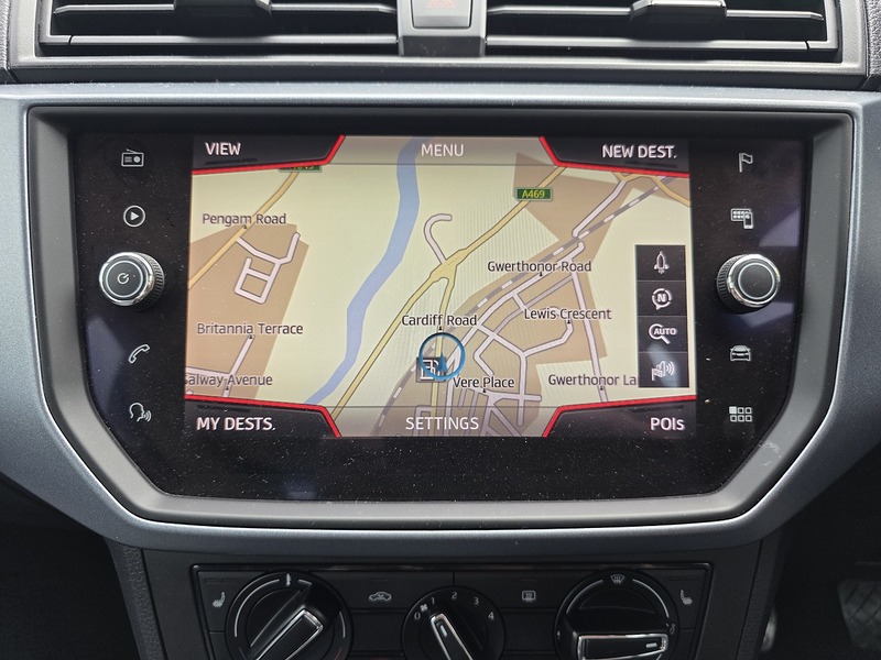 SEAT Arona TDI SE Technology Lux - U3695