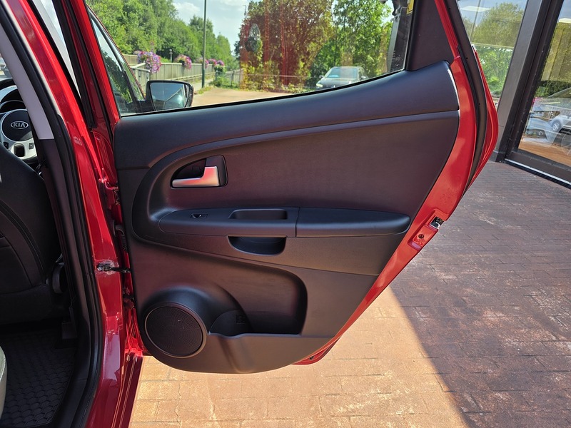Kia Venga CRDi 3 - U3696
