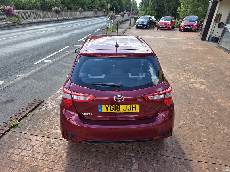 Toyota Yaris VVT-i Icon - U3703