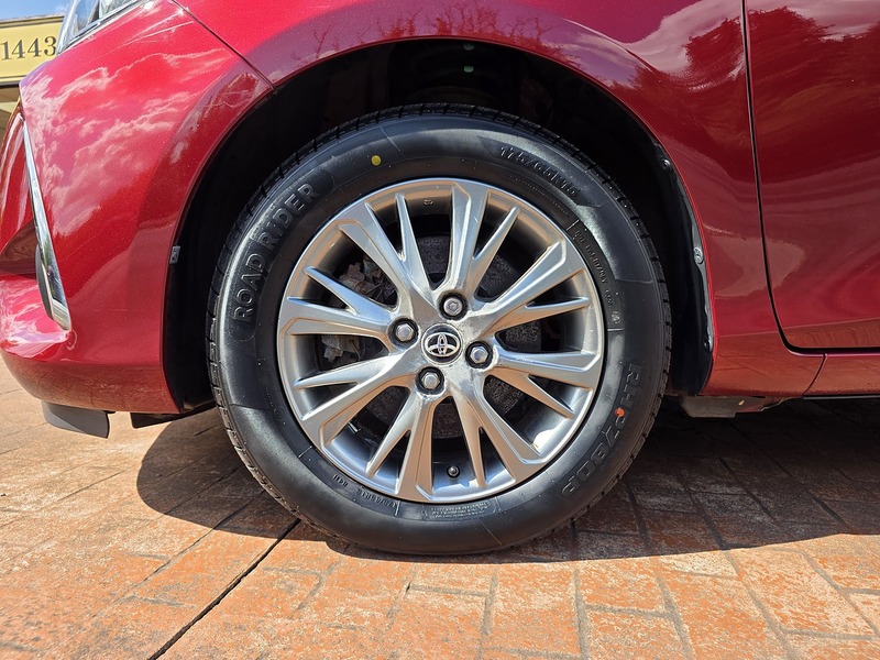 Toyota Yaris VVT-i Icon - U3703