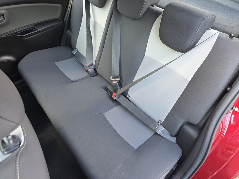 Toyota Yaris VVT-i Icon - U3703