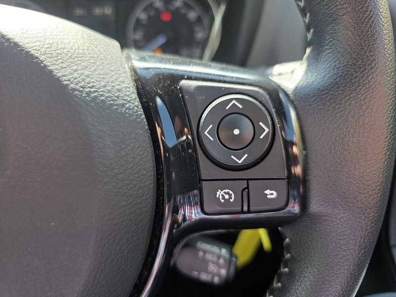 Toyota Yaris VVT-i Icon - U3703
