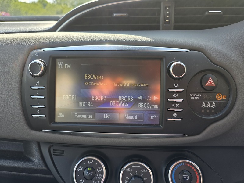Toyota Yaris VVT-i Icon - U3703