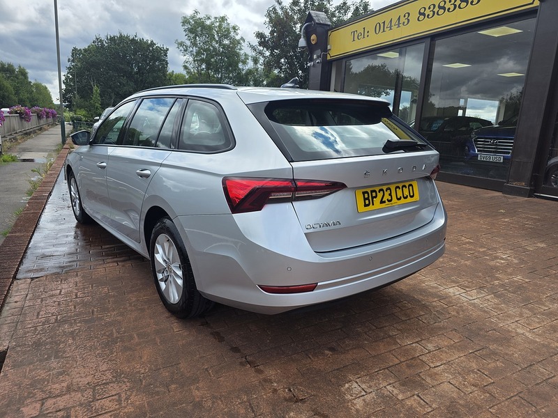 Skoda Octavia TDI SE Technology - U3704